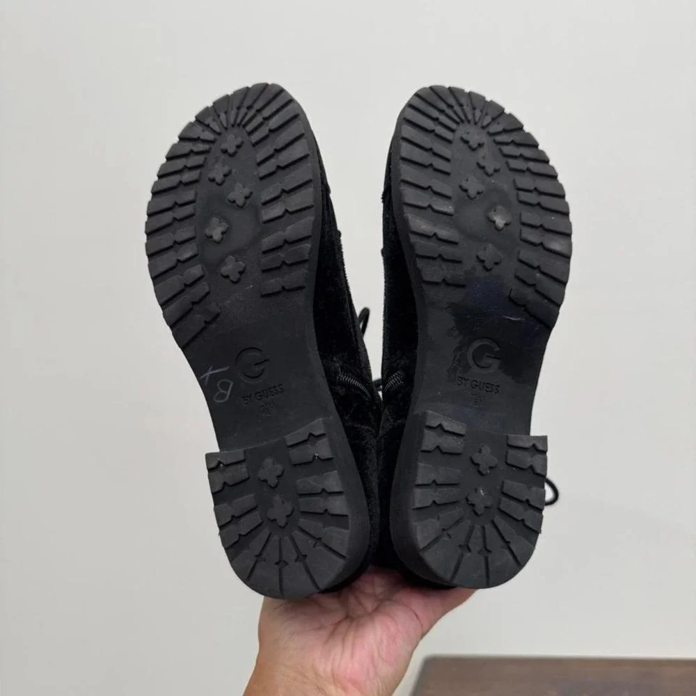 Guess Black Velvet Combat Boot Quilted Lace Up Size‎ 7.5
